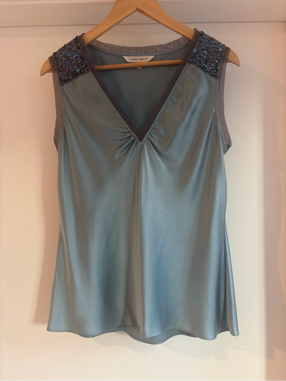 Laura Ashley y2K 100% Silk Slate Blue Embellished V-Neck Sleeveless Top